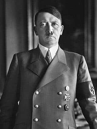 Retrato: Adolf Hitler