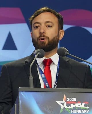 Retrato: Agustín Laje