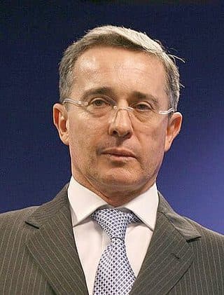 Retrato: Álvaro Uribe