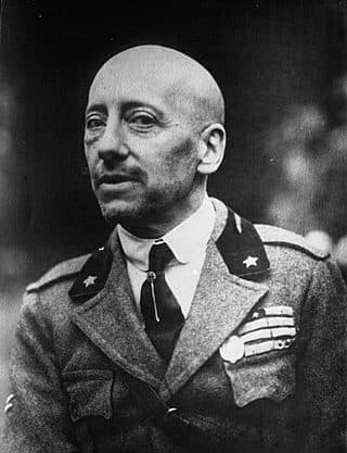 Retrato: Gabriele d'Annunzio