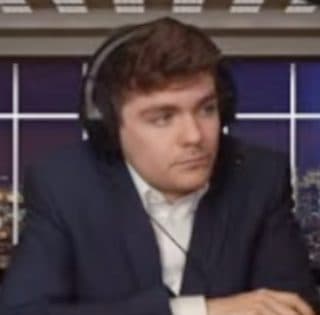 Retrato: Nick Fuentes