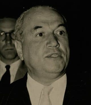 Retrato: Raúl Prebisch